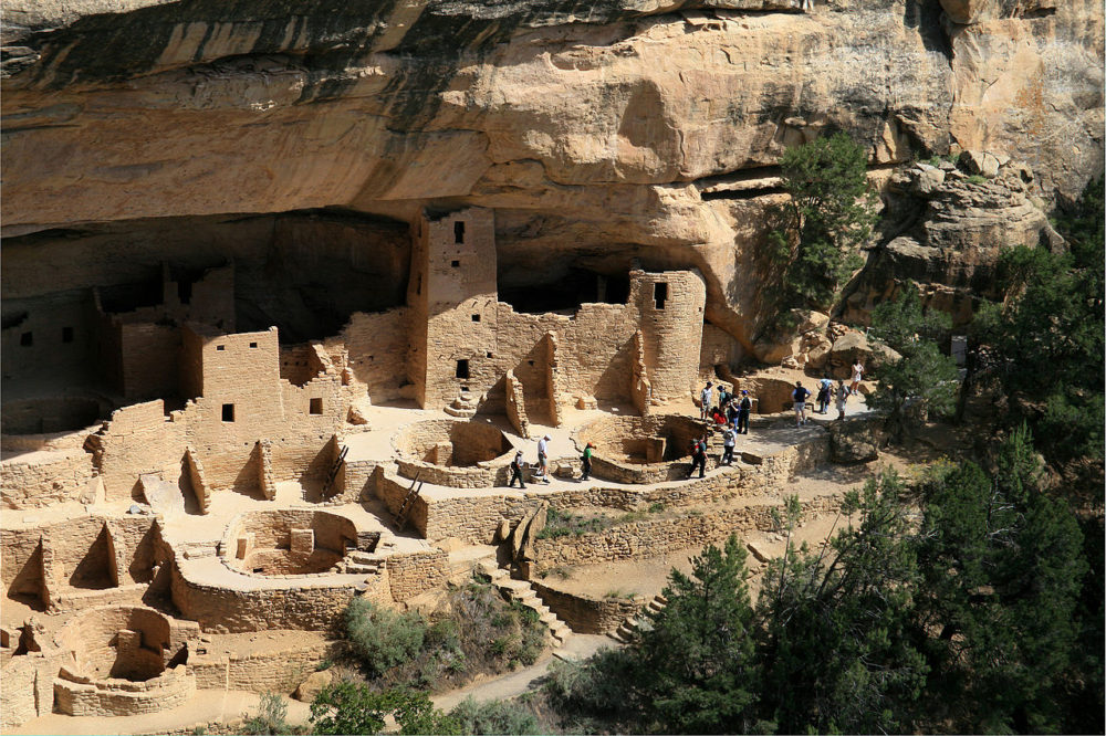 Photograph of the remains the pueblo known as Cliff Palace. Andreas F. Borchert, "Mesa Verde National Park Cliff Palace" via Wikimedia. 